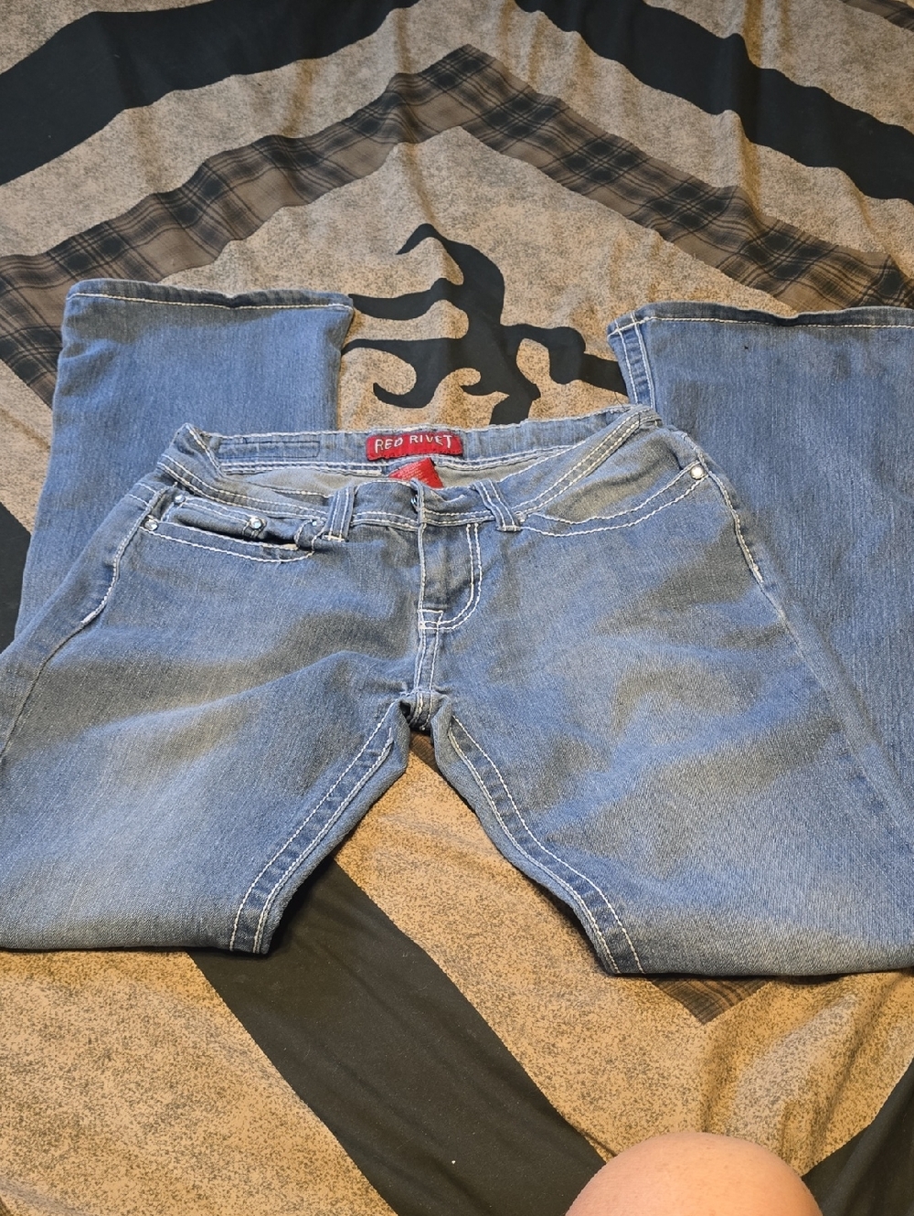 Red Rivet Women’s Light Blue Boot Cut Jeans Size 5 Great Condition